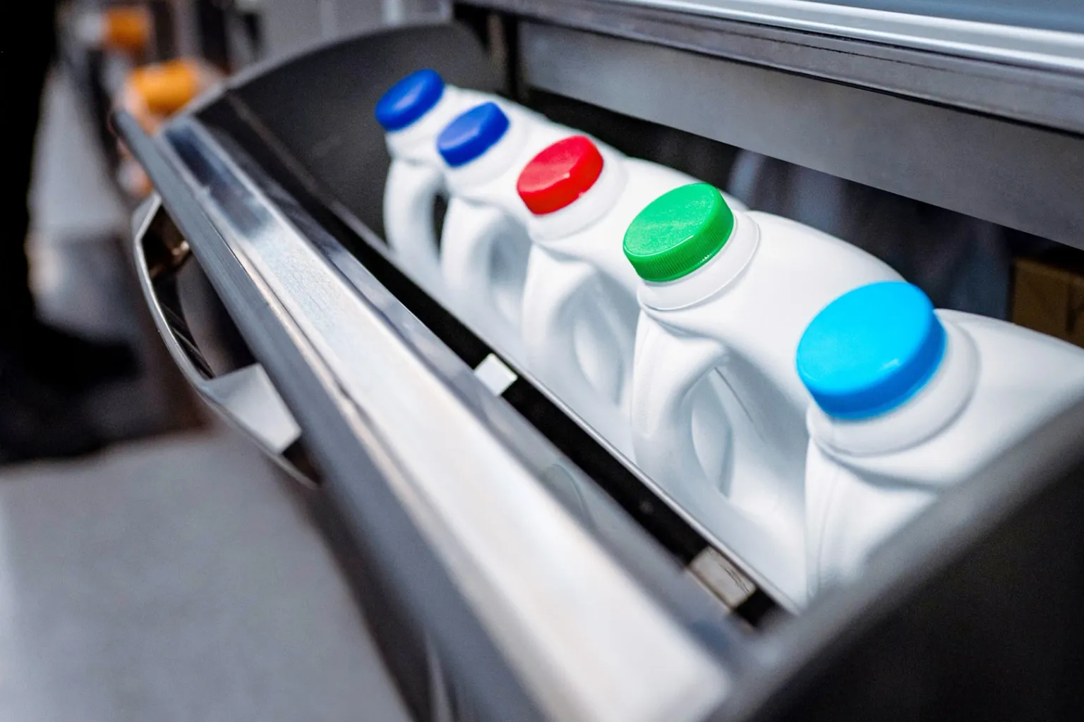 Barista with Open Flap for quick access