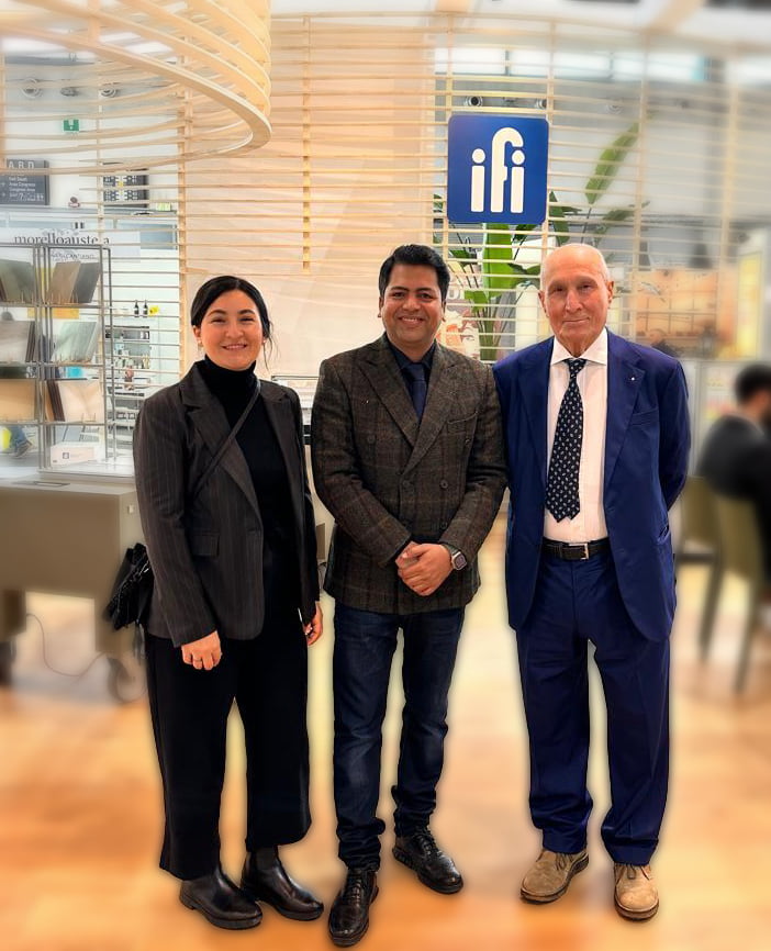 CEO Gaurav with Team IFI